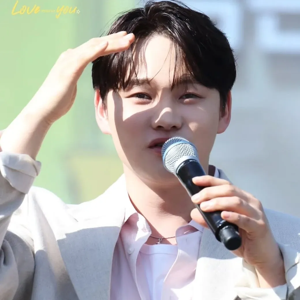 박서진의 비하인드 컷