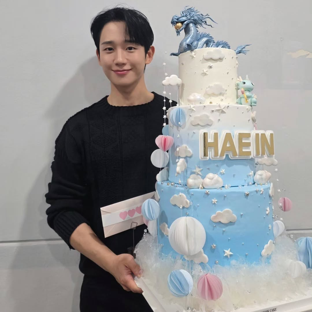 粉丝拍下的丁海寅瞬间