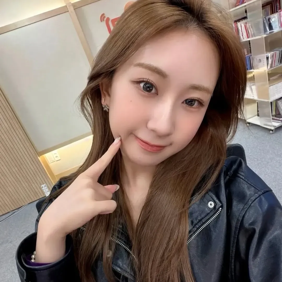 Foto kegiatan terbaru dari Jeon Yujin