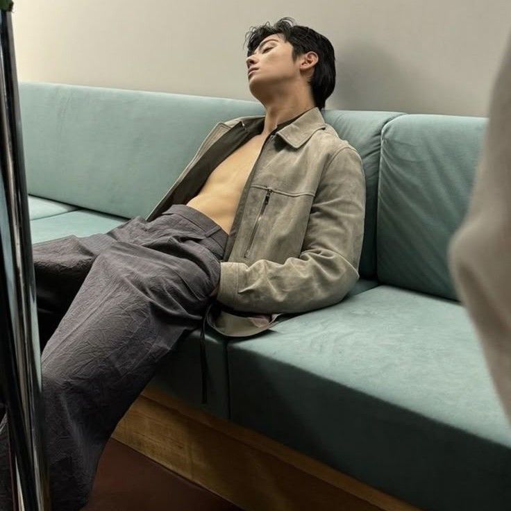 Foto kegiatan terbaru dari Cha Eunwoo