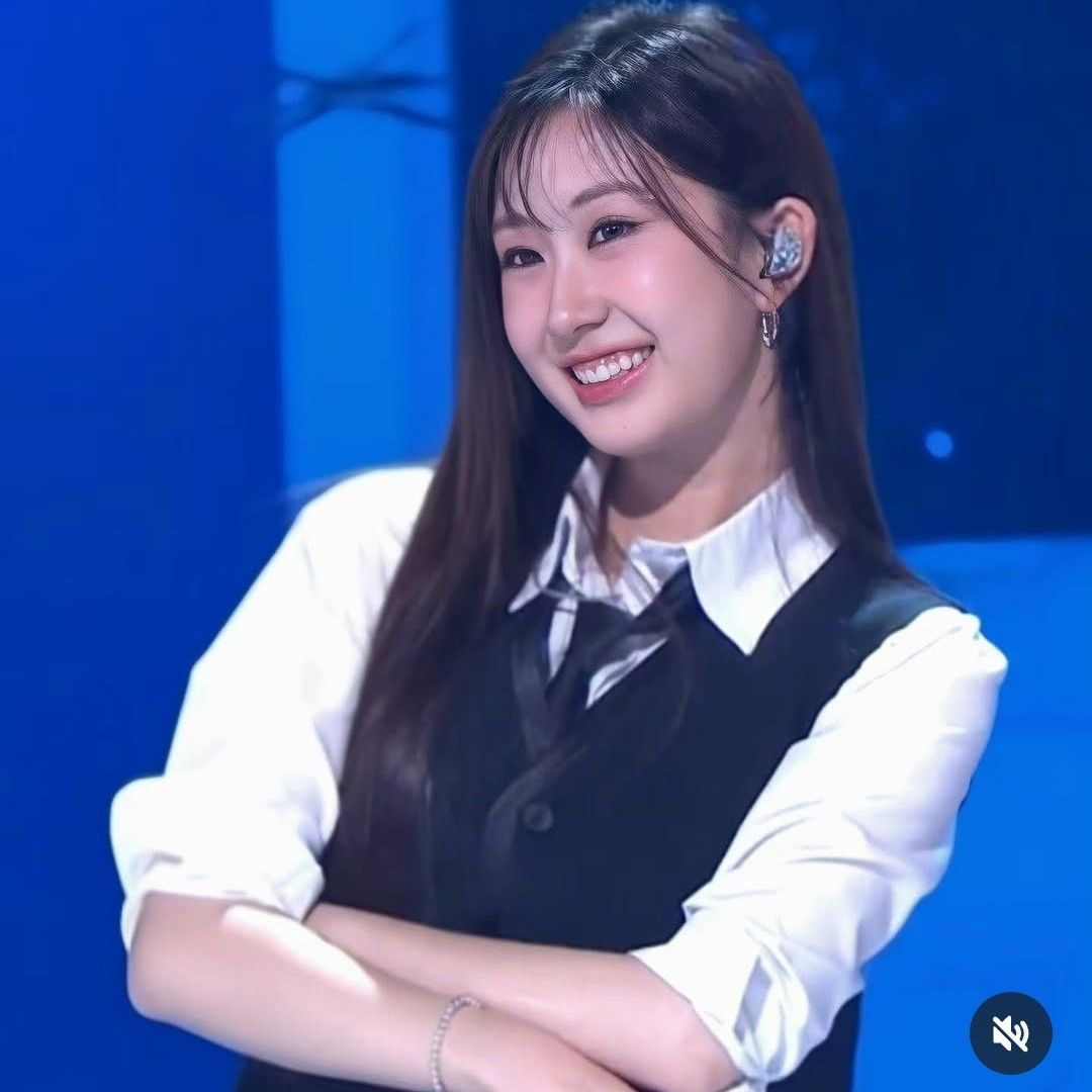 Recent activity shot of Jeon Yujin