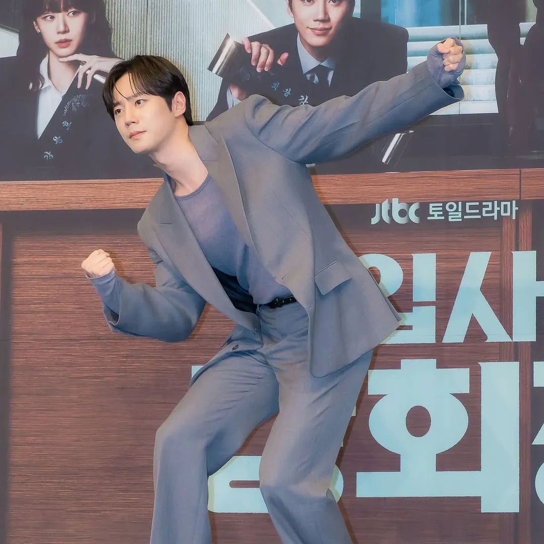 Latest photo of Lee Junyoung