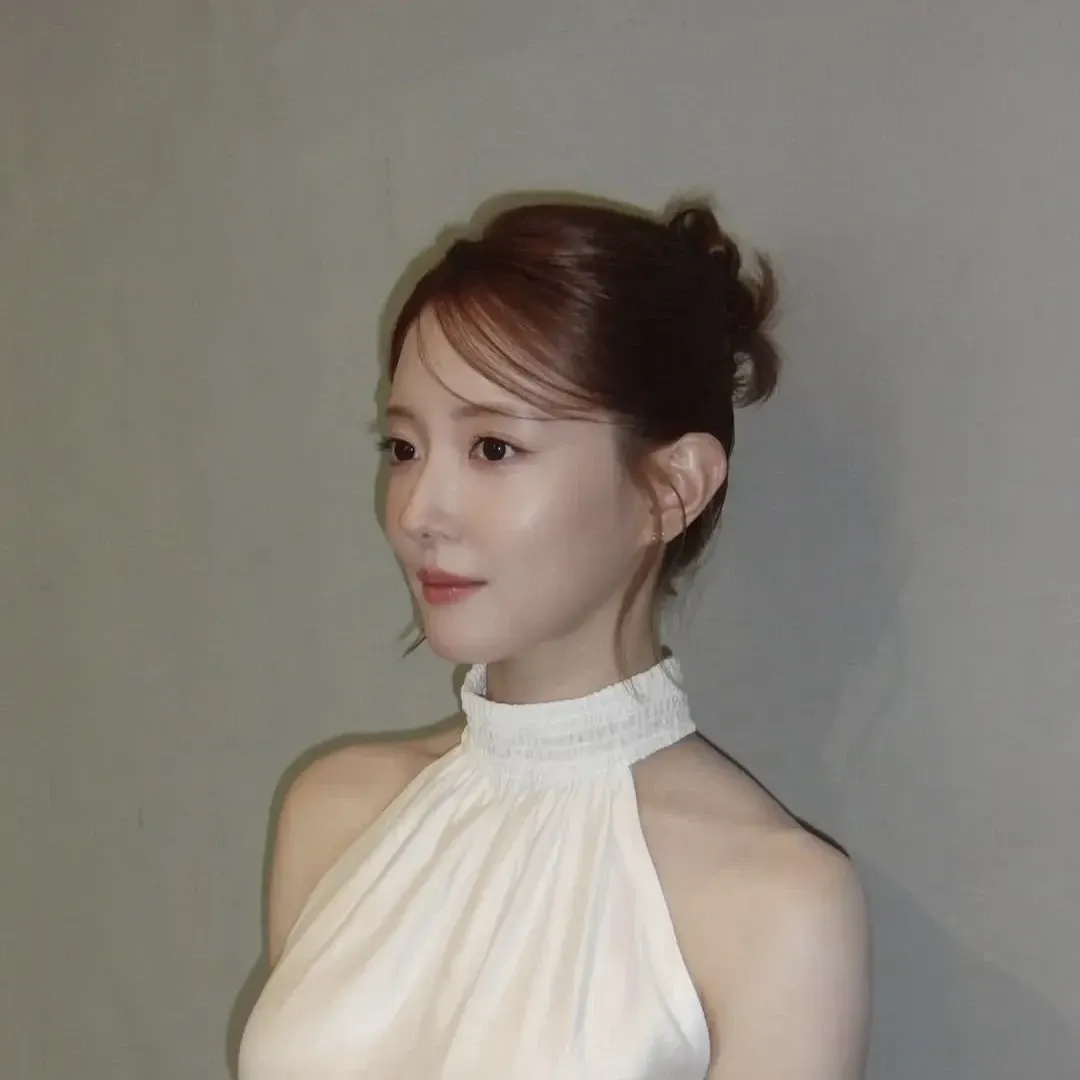 Recent activity shot of Lee Seyoung