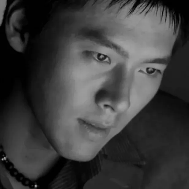 Momen yang diabadikan oleh penggemar Hyun Bin