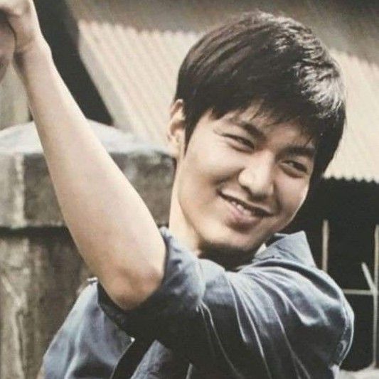 李敏镐的最新照片