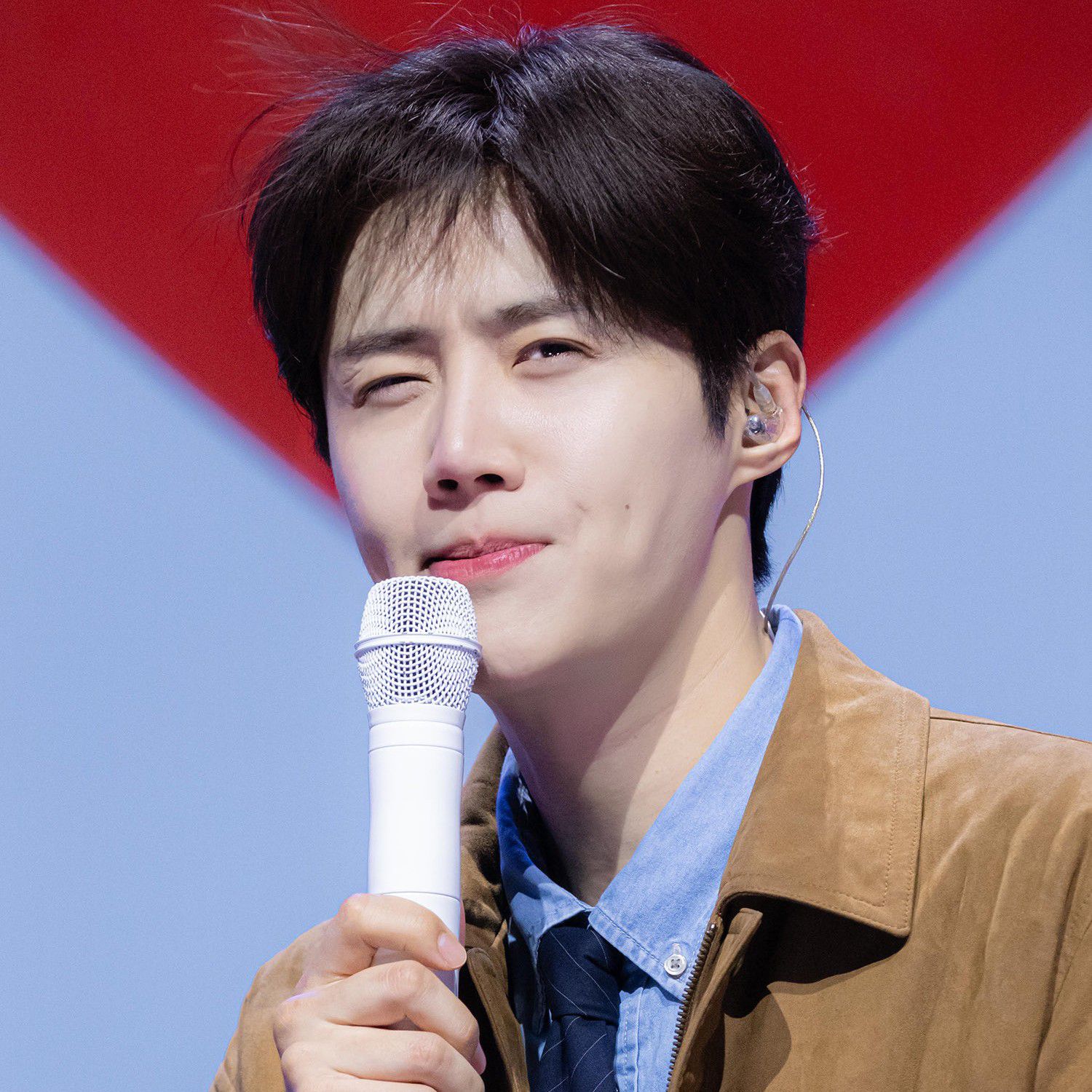 Latest photo of Kim Seonho