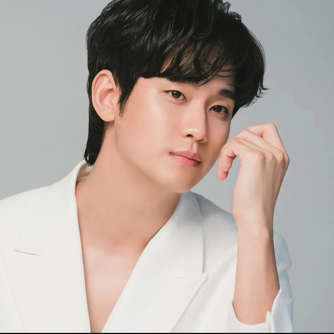 A moment captured by a fan of Kim Soohyun