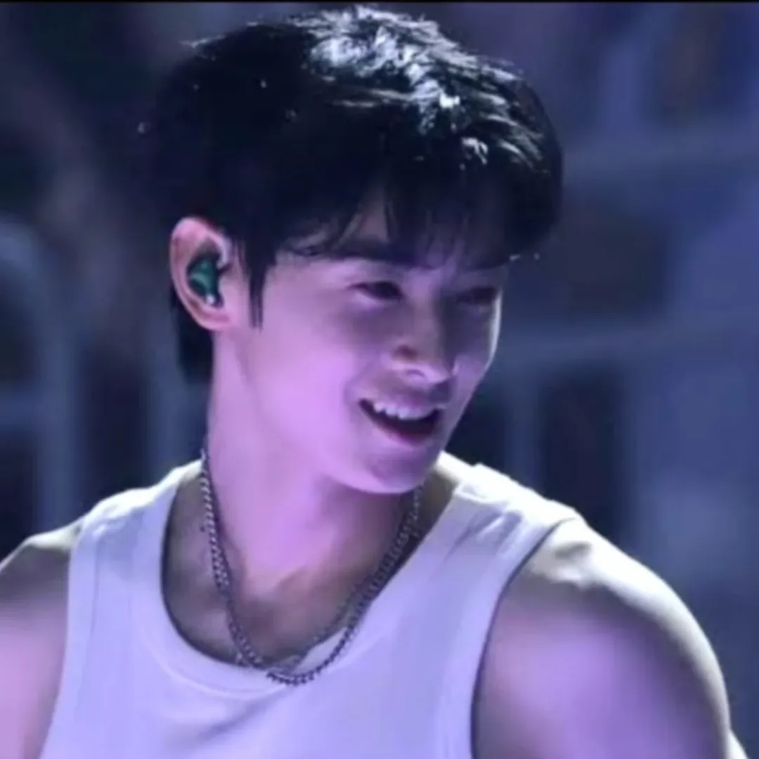 Latest photo of Cha Eunwoo