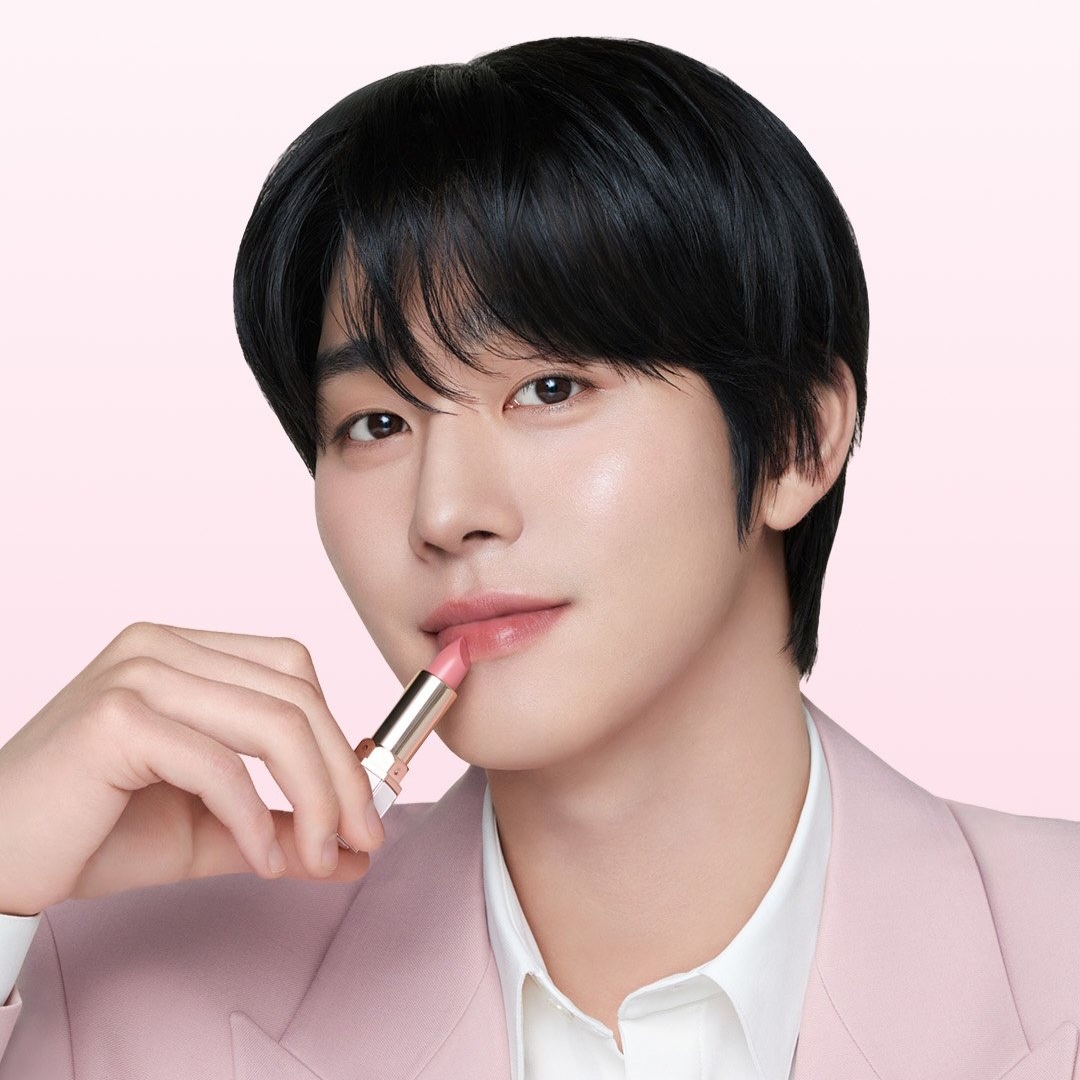 안효섭 최근 활동샷