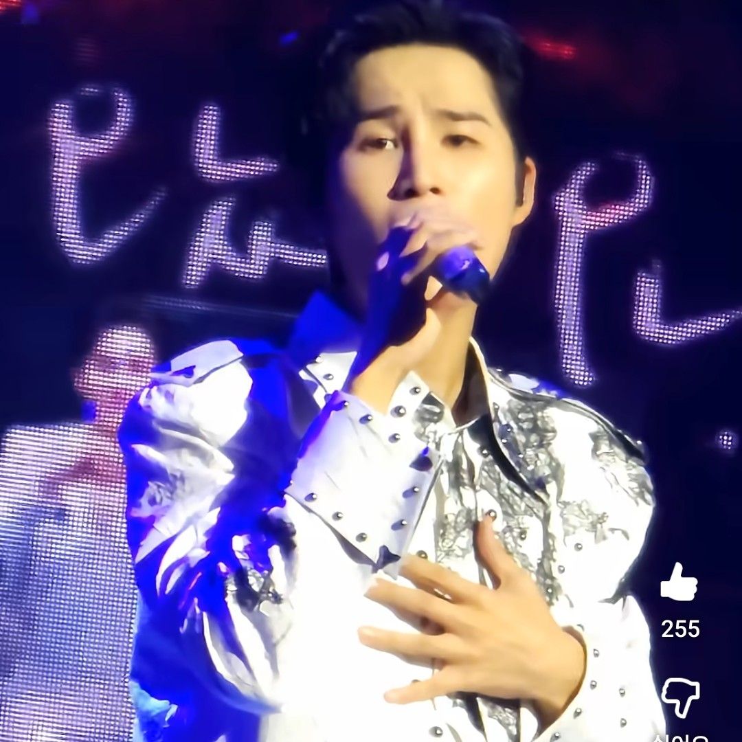 김희재의 최신 사진