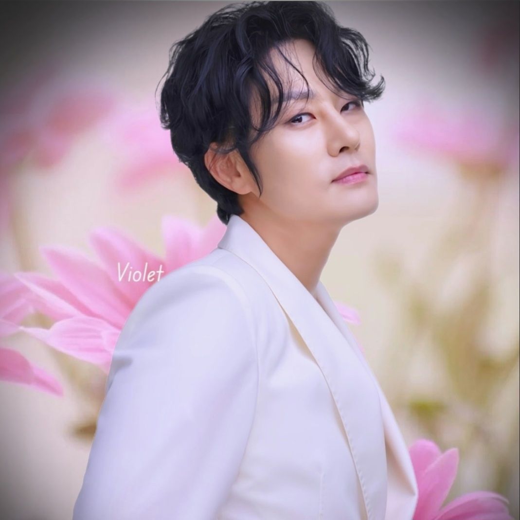 Recent activity shot of Kang Moonkyung