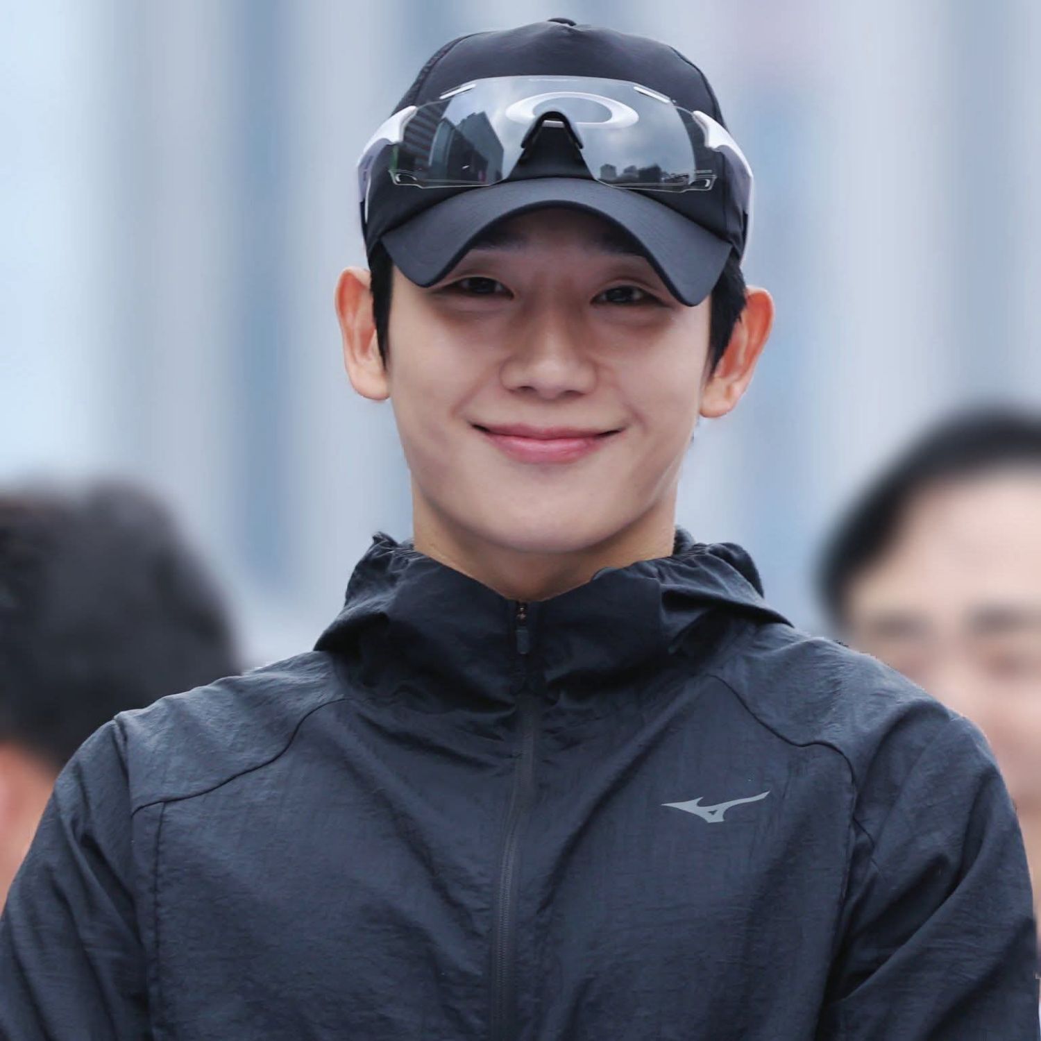 粉丝拍下的丁海寅瞬间