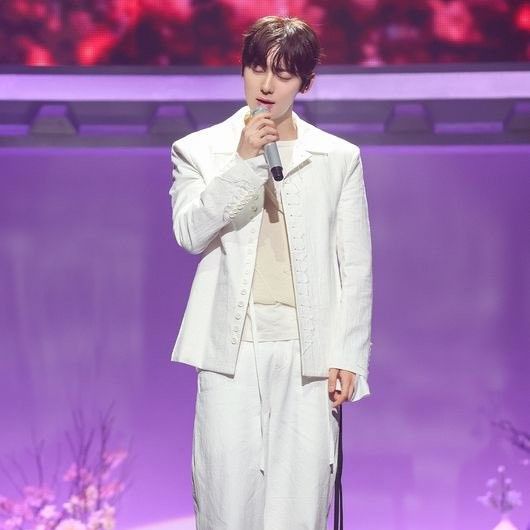 Behind-the-scenes cut of Hwang Minhyun