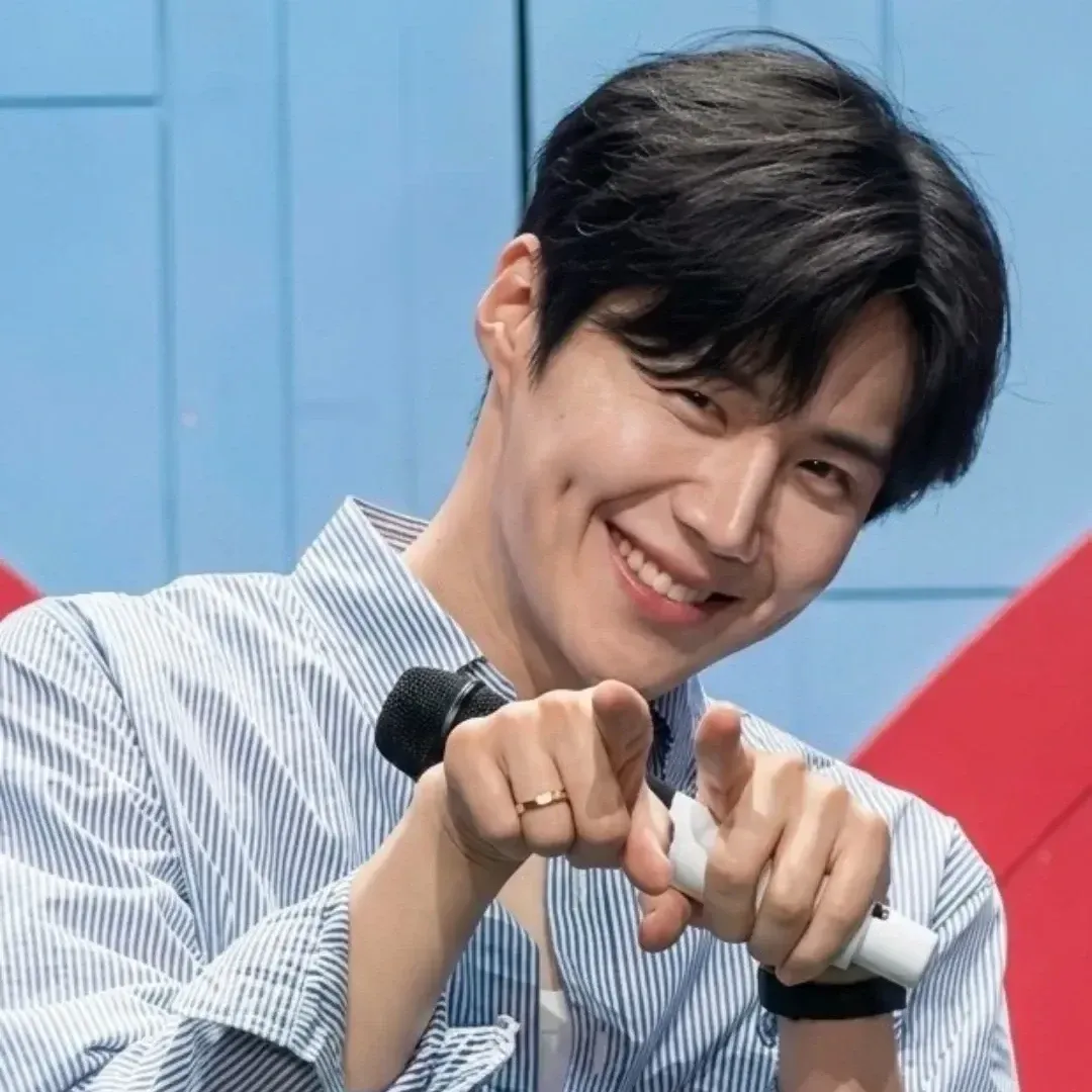 Foto terbaru dari Kim Seonho