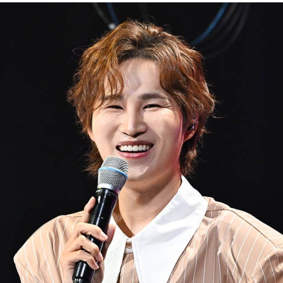 粉丝拍下的金熙栽瞬间