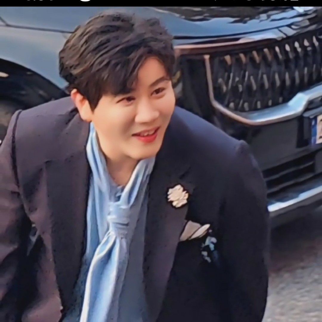 Behind-the-scenes cut of Jin Haesung