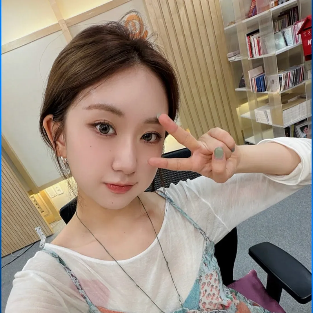 Foto kegiatan terbaru dari Jeon Yujin