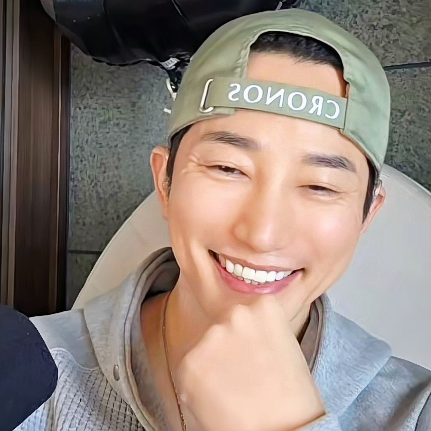 Recent activity shot of Park Sihoo