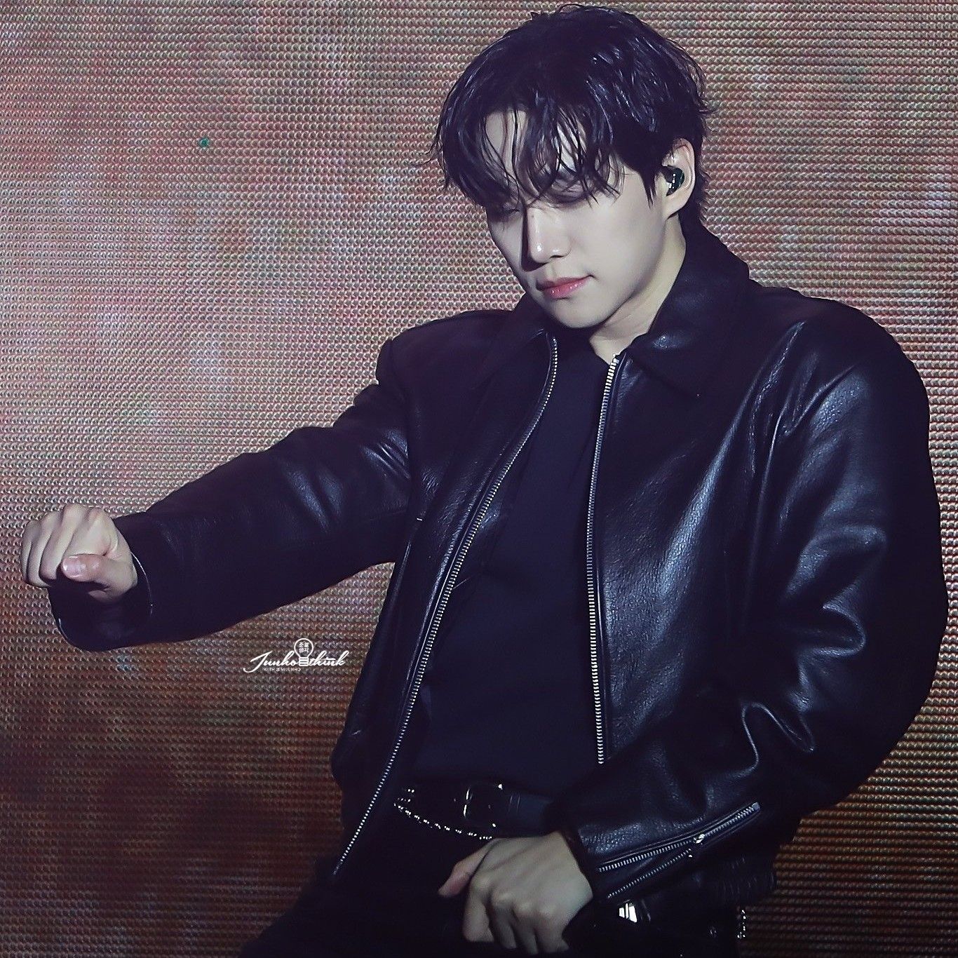 イ・ジュノの最近の活動ショット