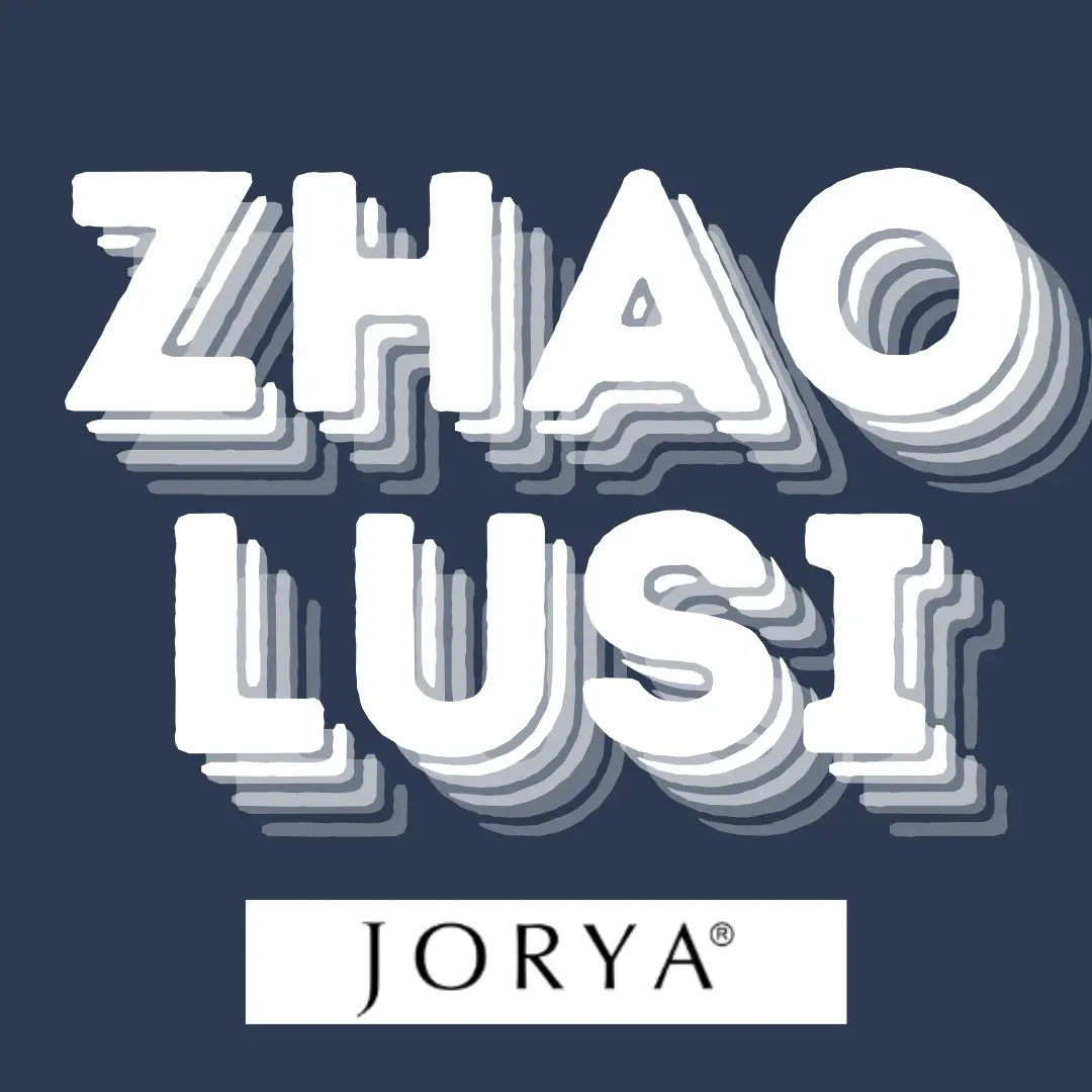 A moment captured by a fan of Zhao Lusi