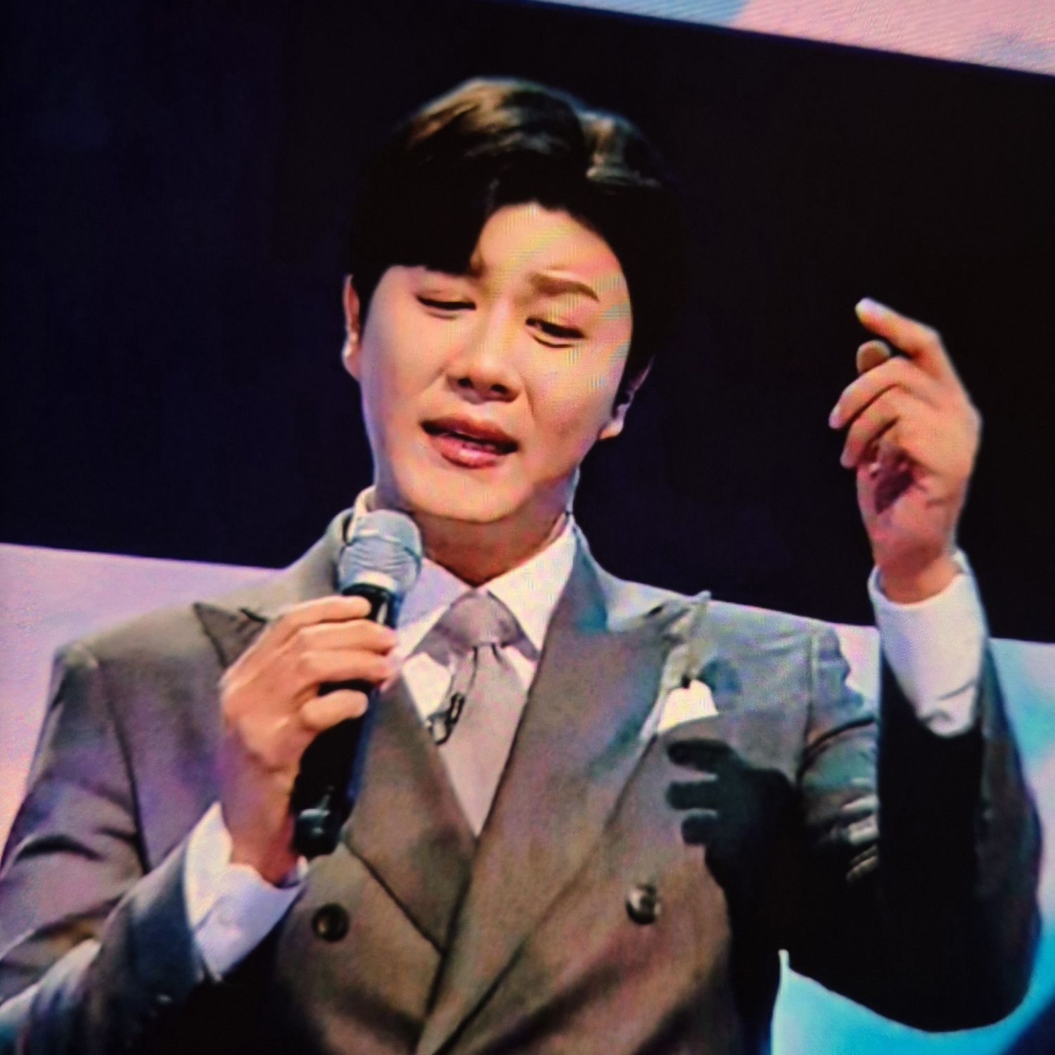 A moment captured by a fan of Jin Haesung