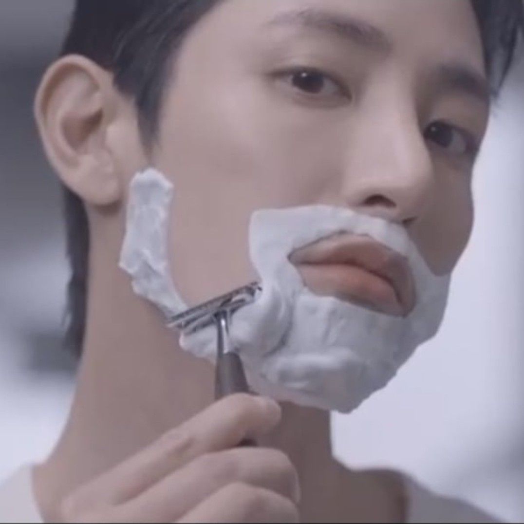 A moment captured by a fan of Lee Soohyuk