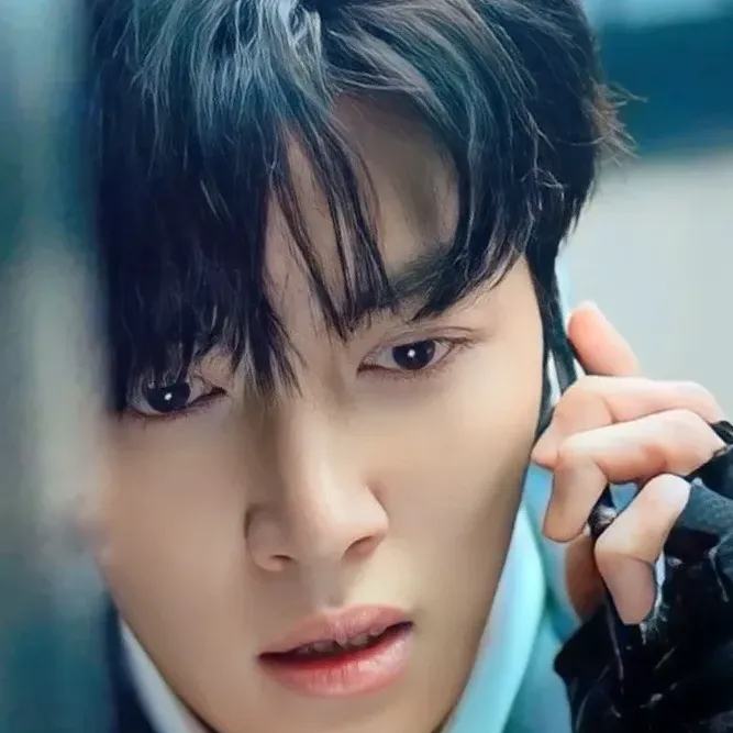 Behind-the-scenes cut of Ji Changwook