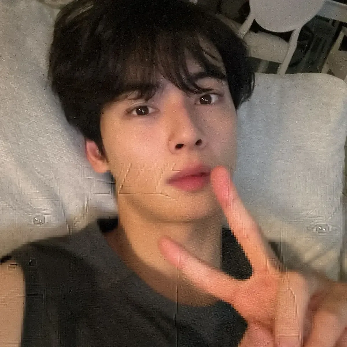 A moment captured by a fan of Cha Eunwoo