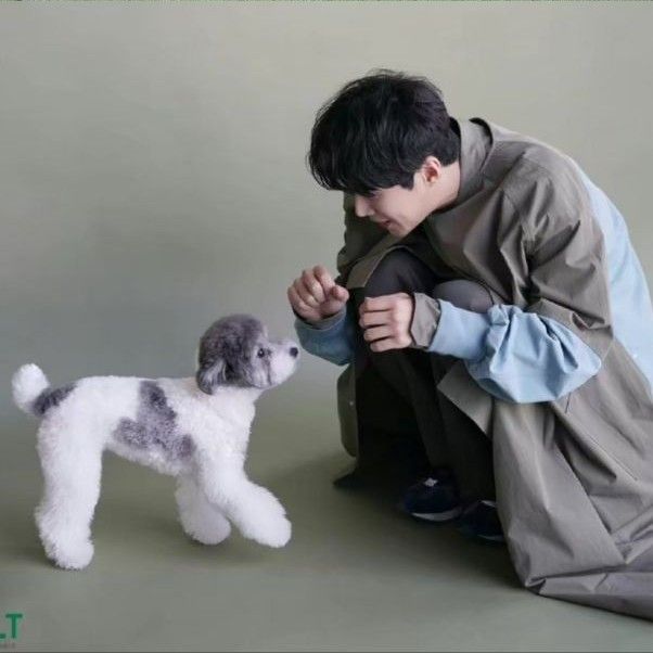 김선호 최근 활동샷