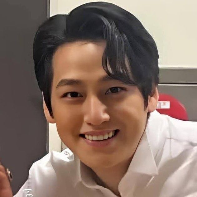 Foto kegiatan terbaru dari Kim Bum