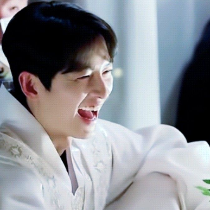 송중기의 비하인드 컷