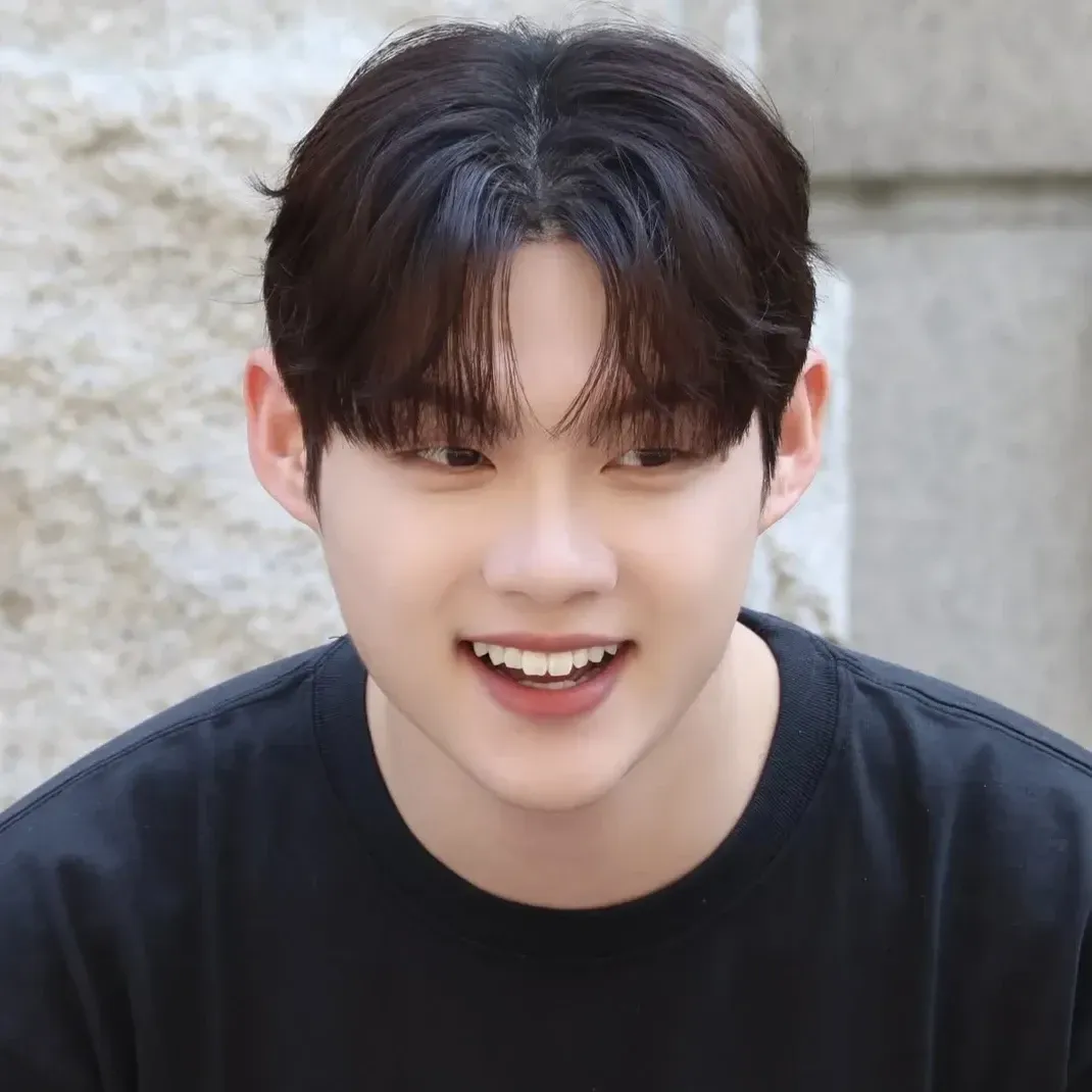 Recent activity shot of Choi Jaemyeong
