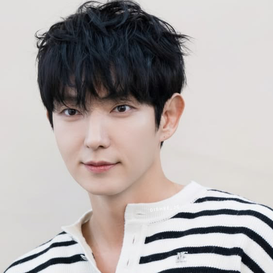 이준기 최근 활동샷