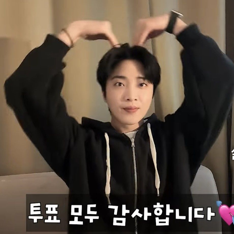 Latest photo of Hwang Yunsung