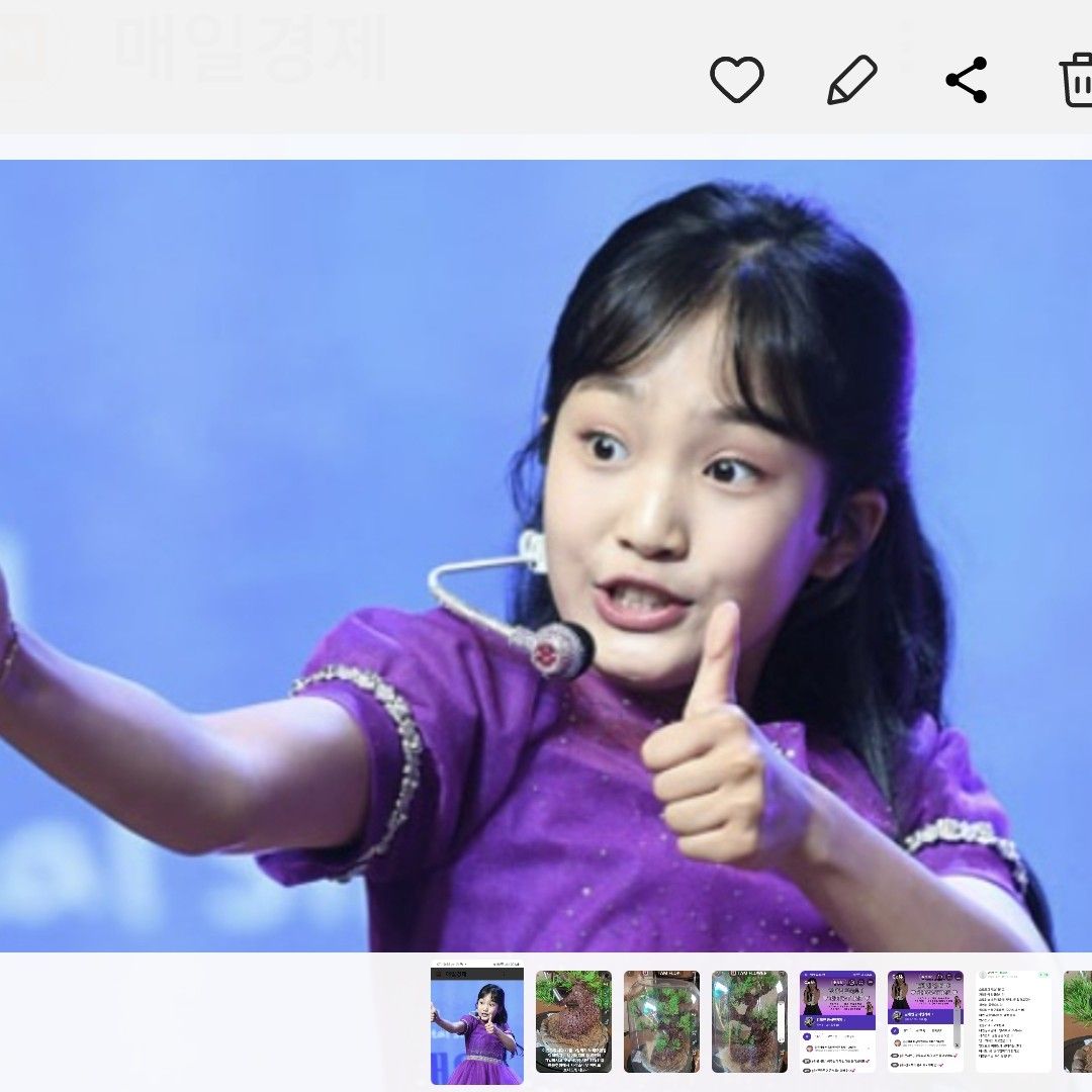 Momen yang diabadikan oleh penggemar Kim Taeyeon