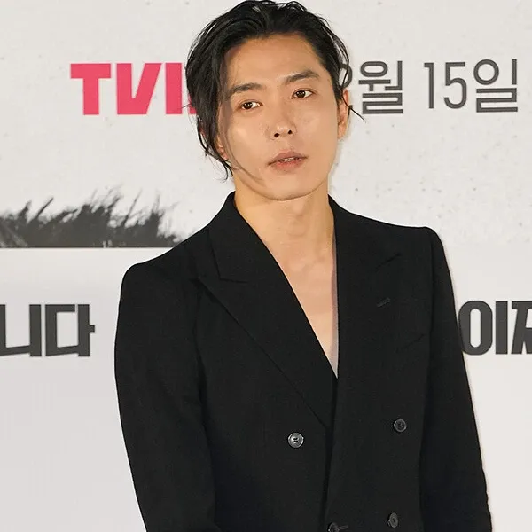 A moment captured by a fan of Kim Jaewook