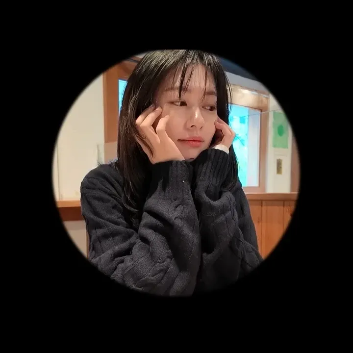 A moment captured by a fan of Jung Somin