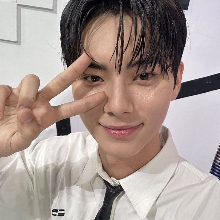 Recent activity shot of Lee Chaemin