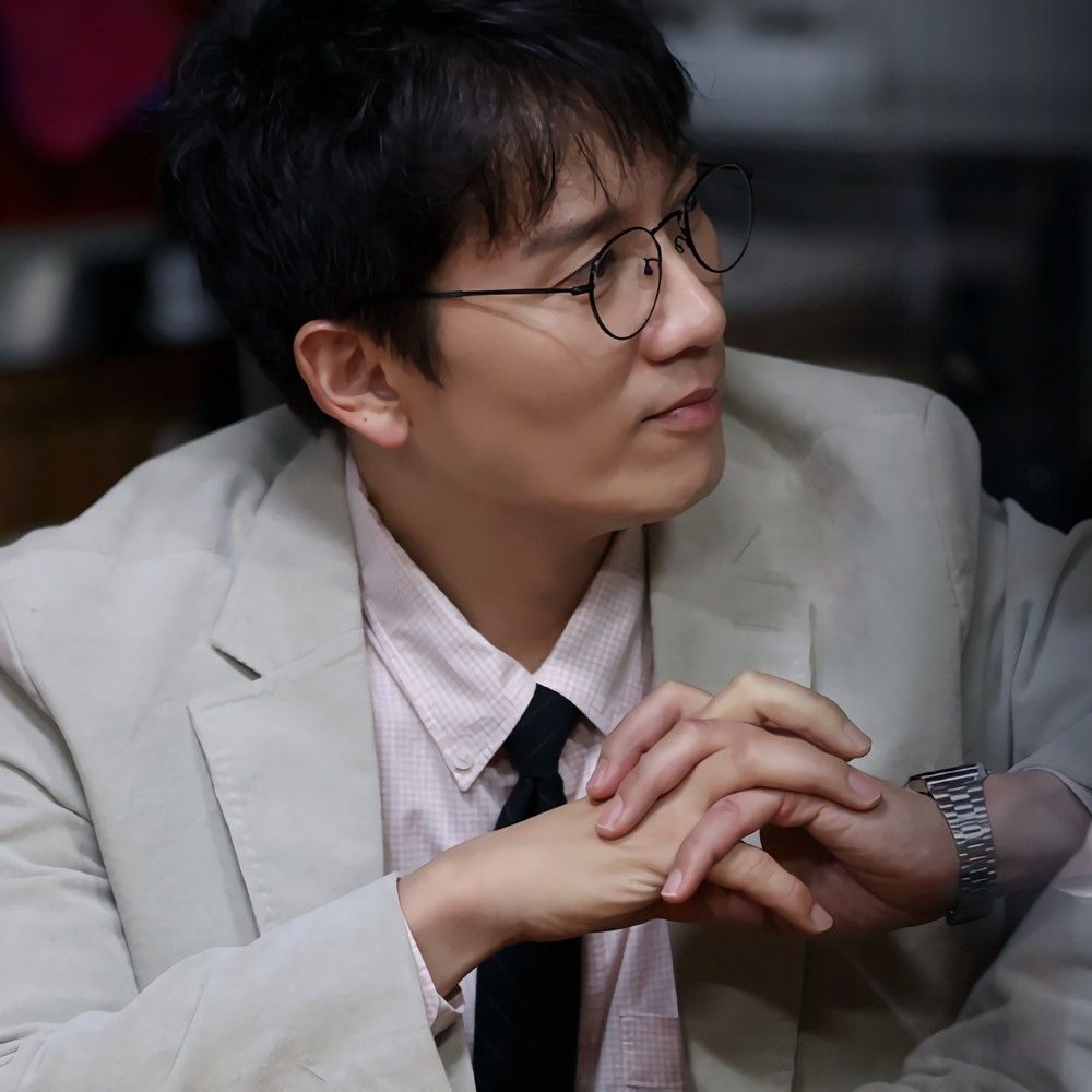 Latest photo of Ji Sung