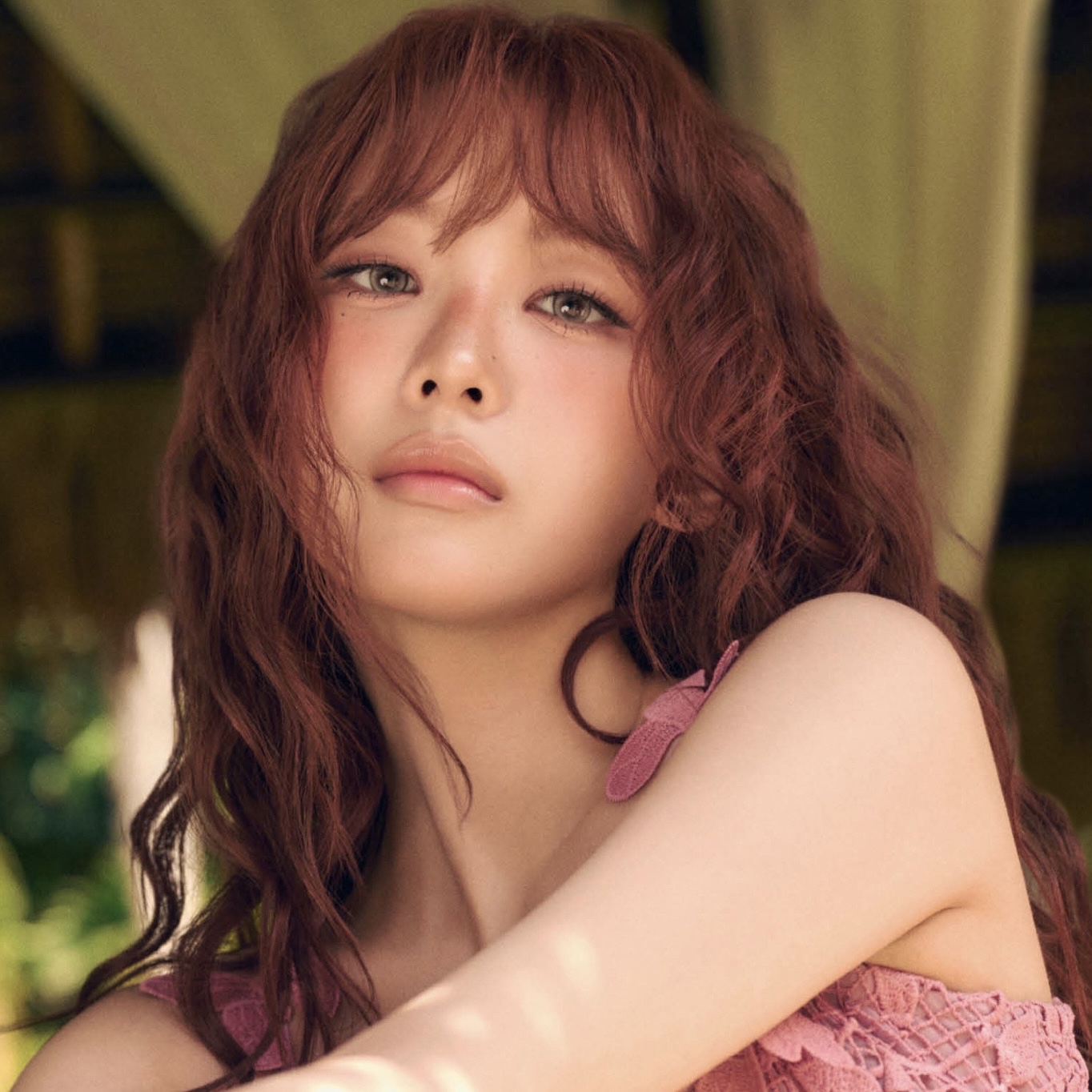 Behind-the-scenes cut of Cho Yihyun