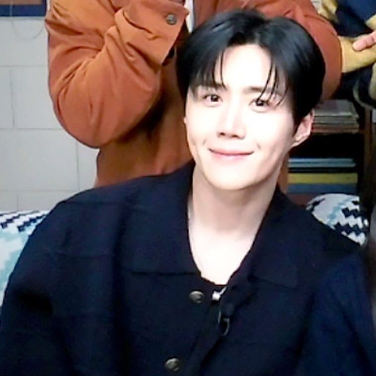 A moment captured by a fan of Kim Seonho