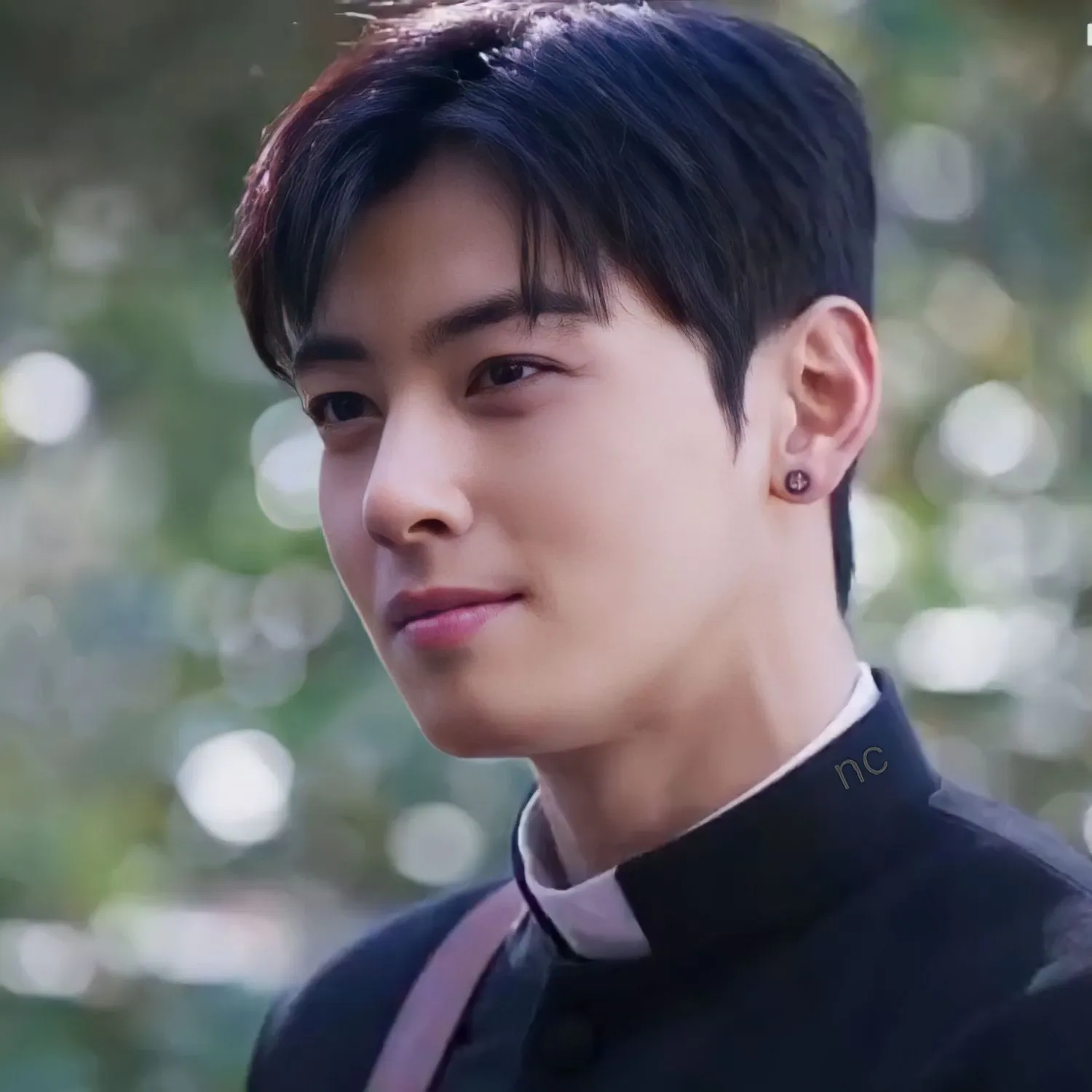 A moment captured by a fan of Cha Eunwoo