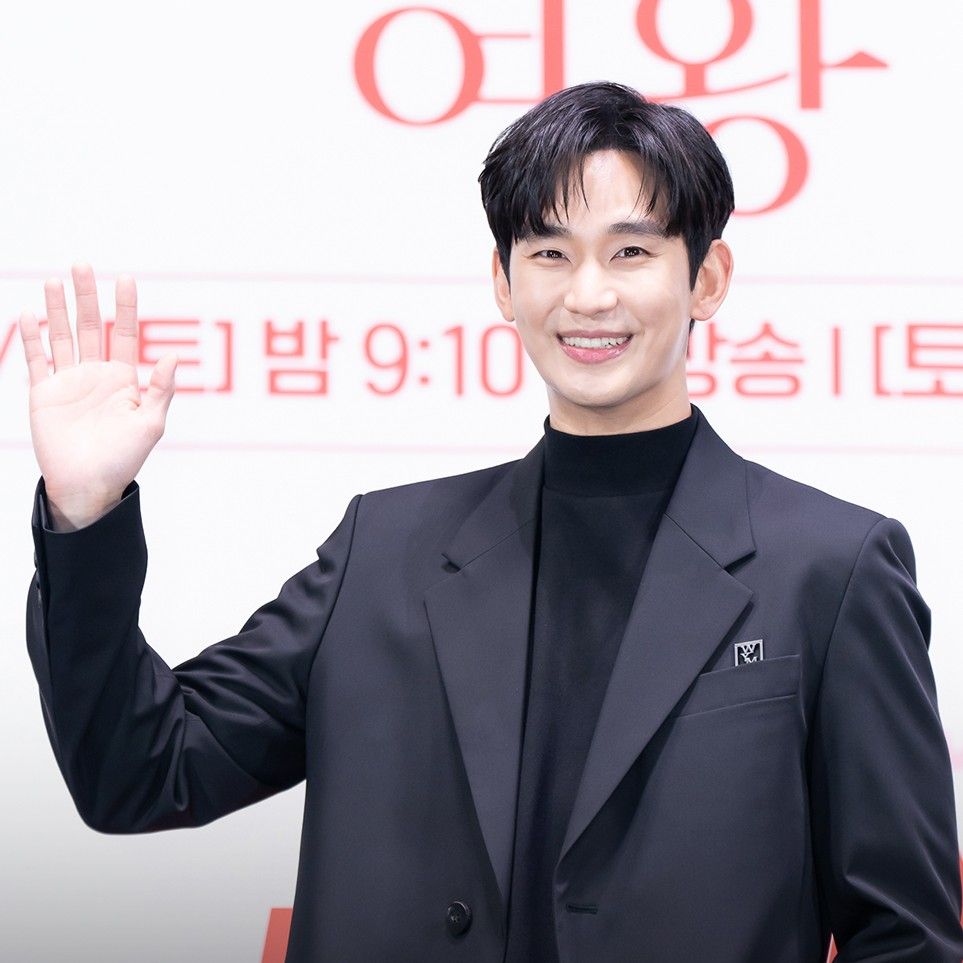 キム・スヒョンのビハインドカット