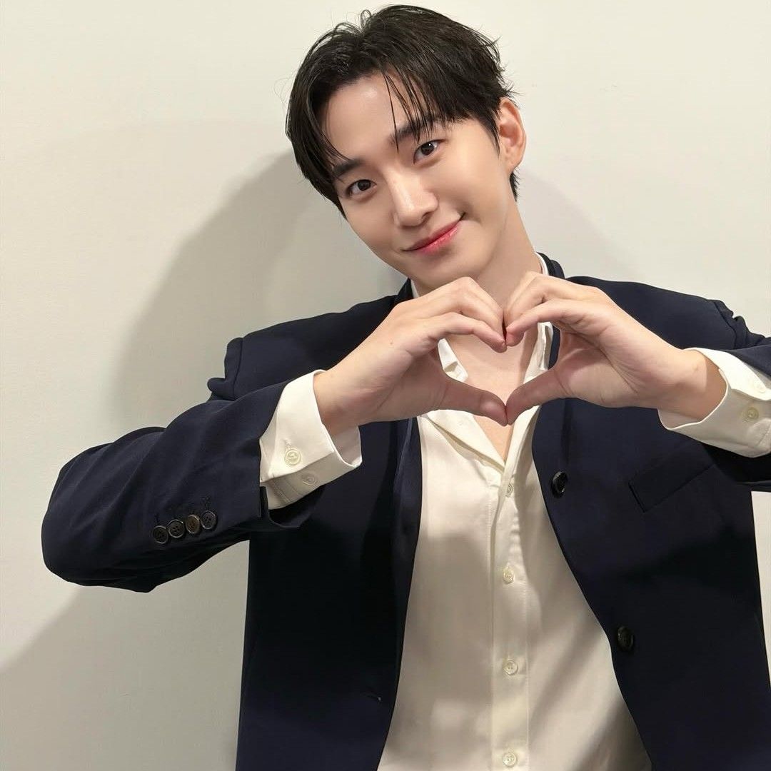 李俊昊的最新照片