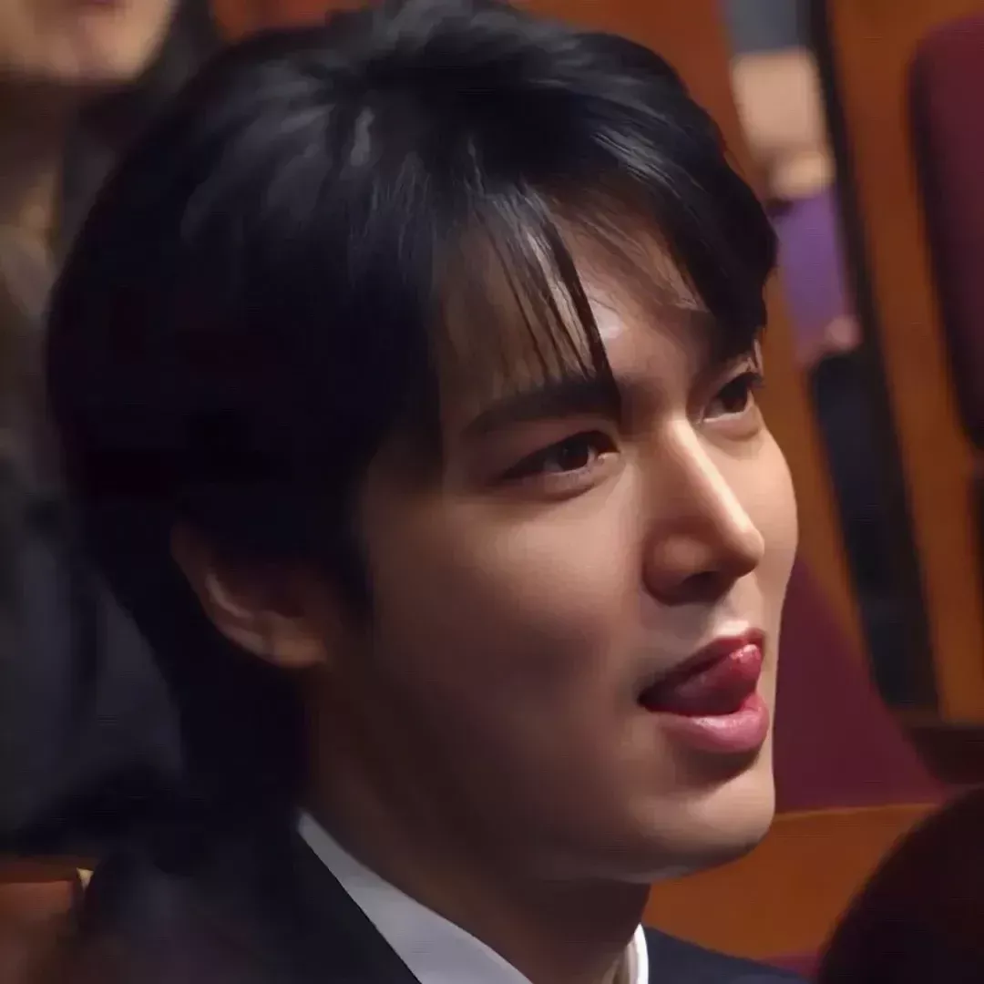 Behind-the-scenes cut of Lee Minho