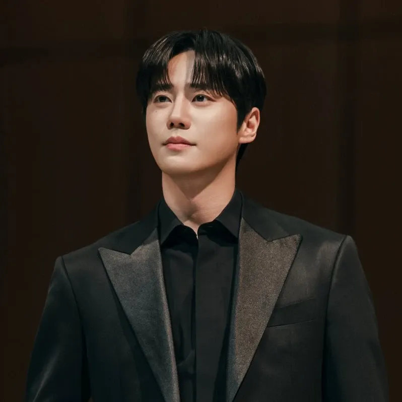 A moment captured by a fan of Lee Junyoung