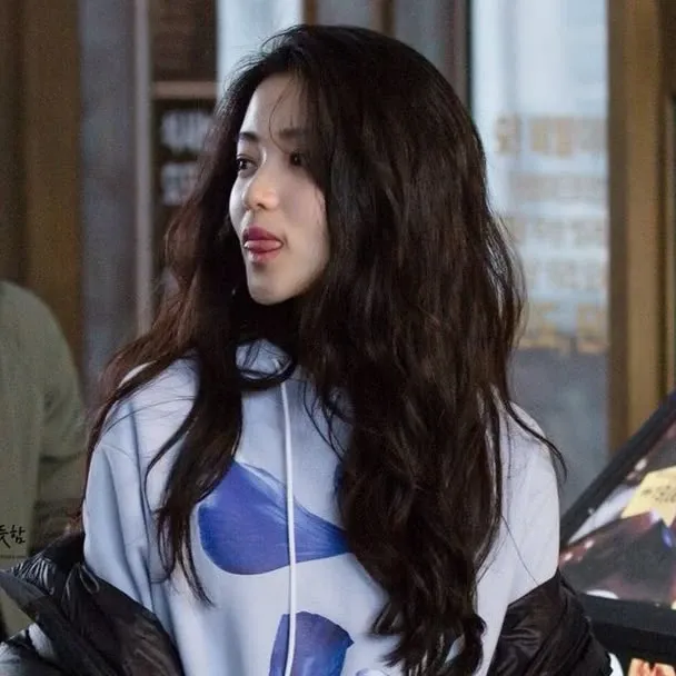 Recent activity shot of Kim Taeri
