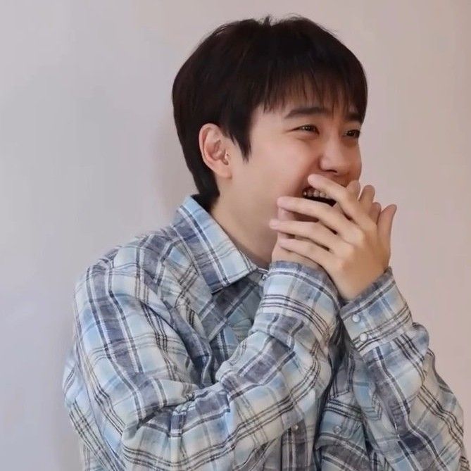 도경수 (디오)의 비하인드 컷