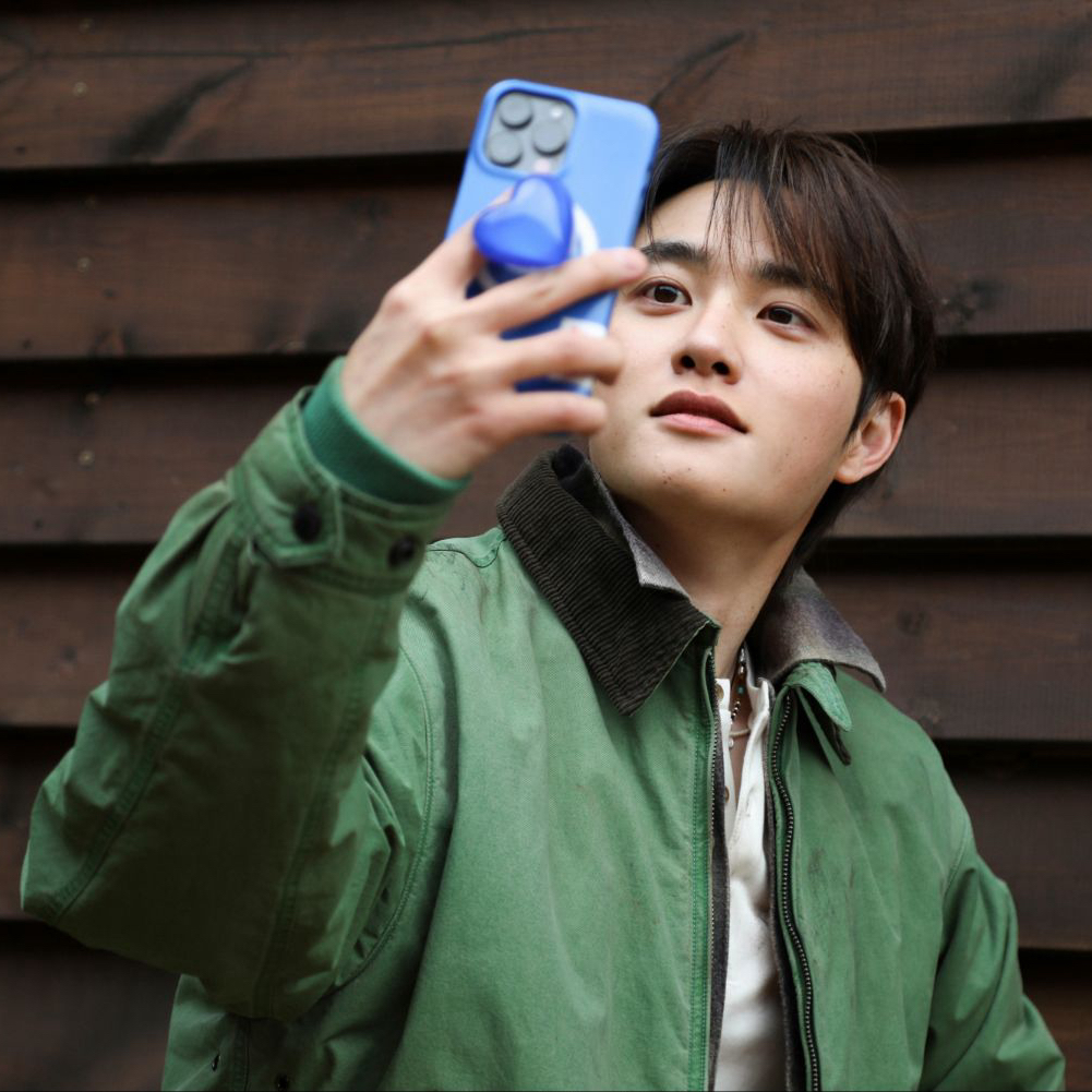 Cuplikan di balik layar dari Doh Kyungsoo (D.O.)