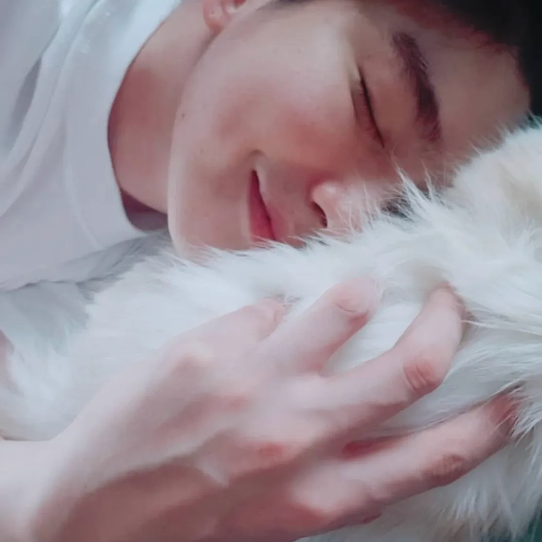 Recent activity shot of Yoon Kyunsang